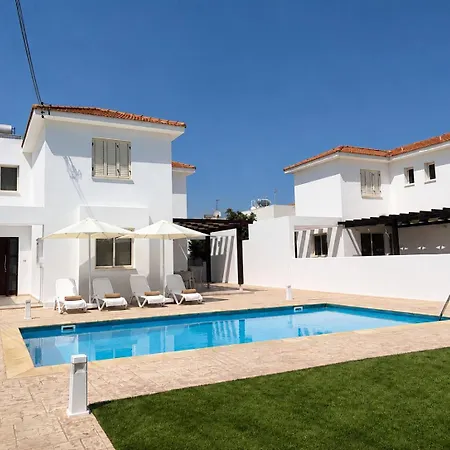 Coastal Breeze 26 Villa *
